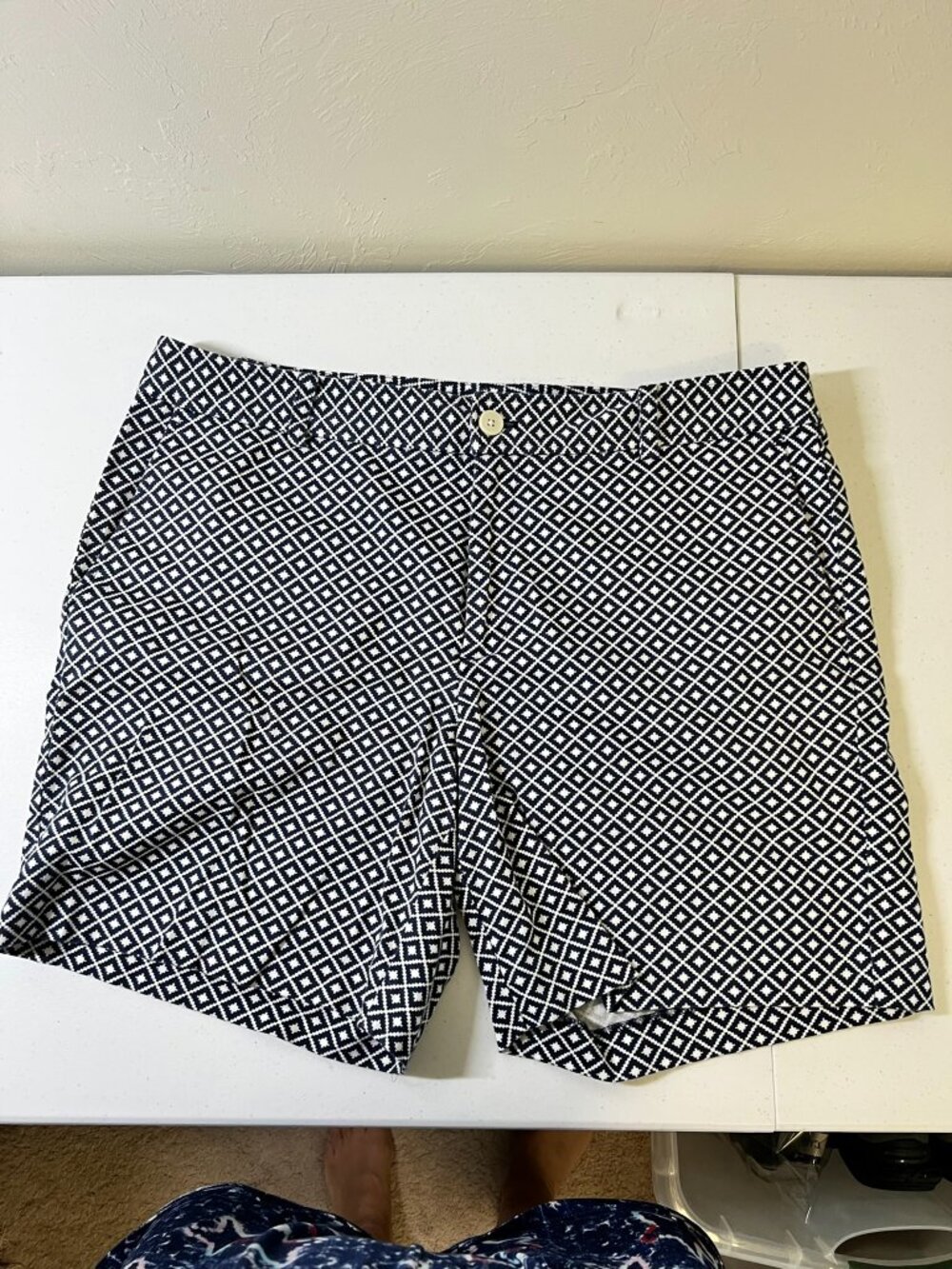 Chaps Dark Blue & White Geometric Print Women's Bermudas